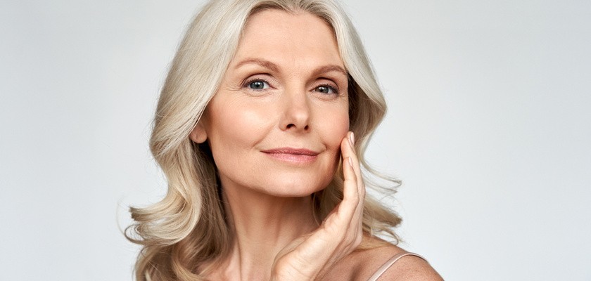 kobieta w wieku menopauzalnym