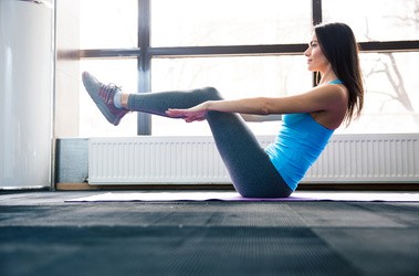 Ćwiczenia na brzuch – rodzaje, zasady wykonywania, przykłady