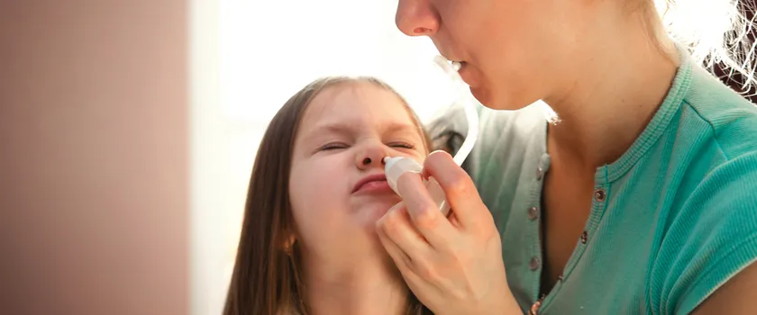 Z czego można i jak wykonać inhalacje na katar u dzieci?