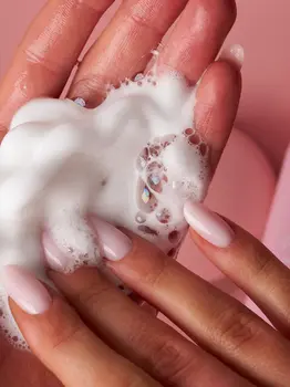 Swederm Face Cleanser, oczyszczająca pianka do twarzy z witaminą E, 150 ml