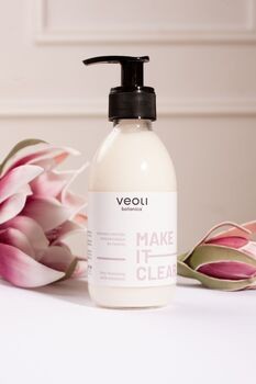 Veoli Botanica Make It Clear, mleczna emulsja oczyszczająca do twarzy, 200 ml