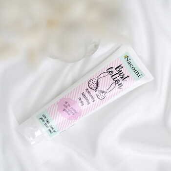 Nacomi, balsam do pielęgnacji biustu, masło shea, 150 ml