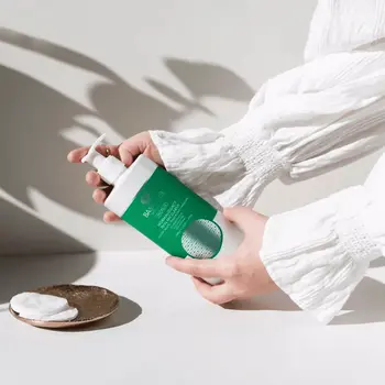 BasicLab Micellis, Płyn micelarny do skóry tłustej, trądzikowej i wrażliwej, 500 ml