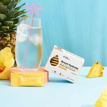 Aura Herbals Great Hydrate, saszetki z proszkiem, smak ananas, 10 szt.