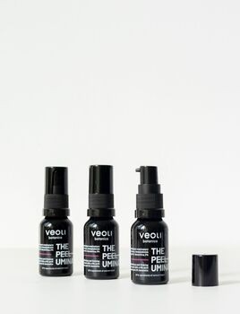 Veoli Botanica The Peeluminator, rozświetlająco-napinający peeling pod oczy, 15 ml