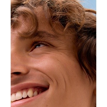 Nivea Men Sensitive, łagodząca pianka do golenia, 200 ml