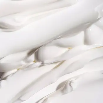 BasicLab Famillias, nawilżający balsam do ciała, 250 ml