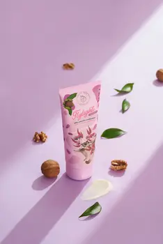 Hairy Tale Cosmetics Flylight Walnut, lekka odżywka emolientowa do włosów, 200 ml