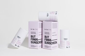 Veoli Botanica But First Sunscreen, nawilżająco-łagodzący krem ochronny SPF 50+, 50 ml