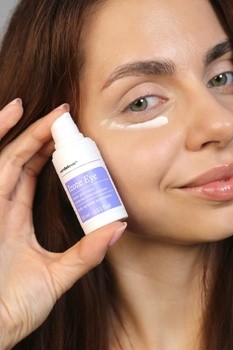 Izoze Eye, krem przeciwzmarszczkowy pod oczy, 15 ml