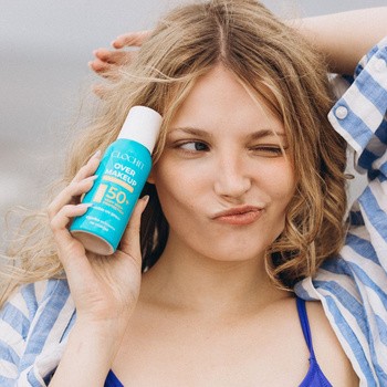 Clochee, mgiełka ochronna na makijaż SPF 50+, 75 ml