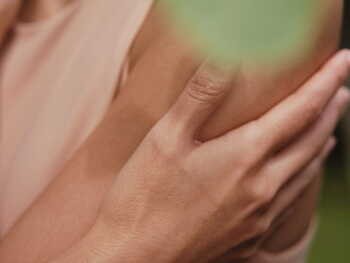 Dr. Hauschka, Hydrating Hand Cream, nawilżający krem do rąk, 50 ml