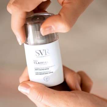 SVR Clairial Day, ujednolicający krem redukujący przebarwienia SPF 30, 30 ml