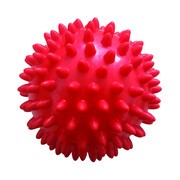 Qmed Massage Balls, piłeczka rehabilitacyjna z kolcami, średnica 9 cm, czerwona, 1 szt.