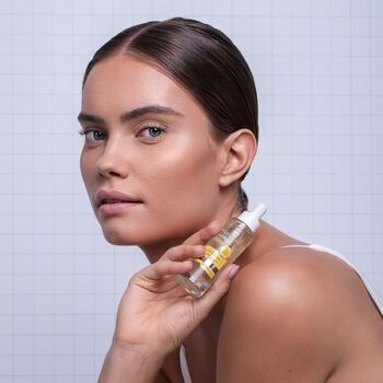 Bielenda Skin Clinic, Witamina C, serum rozświetlająco - odżywcze, 30 ml