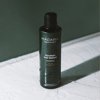 Madara Nourish and Repair, szampon do włosów suchych i zniszczonych, 250 ml