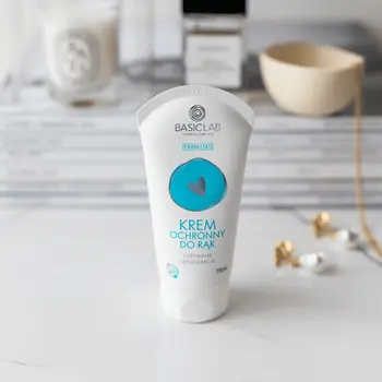 BasicLab Famillias, krem ochronny do rąk, odżywienie i regeneracja, 75 ml