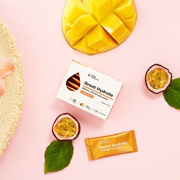Aura Herbals Great Hydrate, saszetki z proszkiem, smak mango-marakuja, 10 szt.