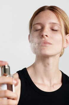 Dr.Hauschka, tonik odświeżający do twarzy, 100 ml