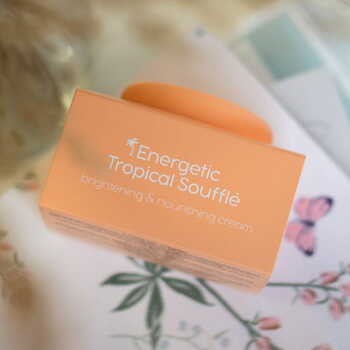 Nacomi, kremowy suflet rozświetlający, 50 ml