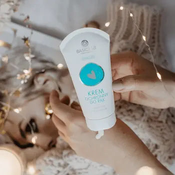 BasicLab Famillias, krem ochronny do rąk, odżywienie i regeneracja, 75 ml