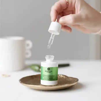BasicLab Esteticus, serum normalizujące przeciw zaskórnikom, 15 ml