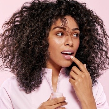 Nuxe Very Rose, różany balsam do ust, 15 g