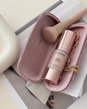 Cashmere Hydro Base, żelowa baza nawilżająca pod makijaż, 30 ml